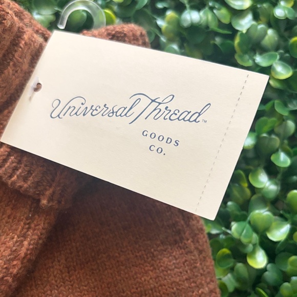 Mittens - Picture 2 of 4